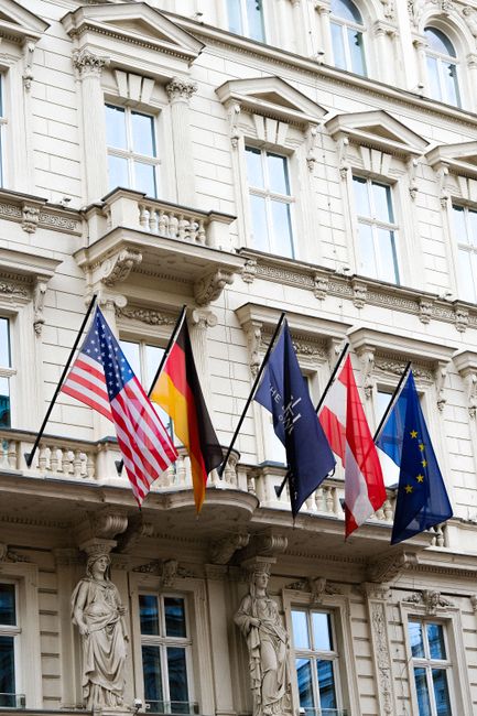 Excluderea aliaților cheie din reuniunea NATO: semne de alarmă pentru alianță