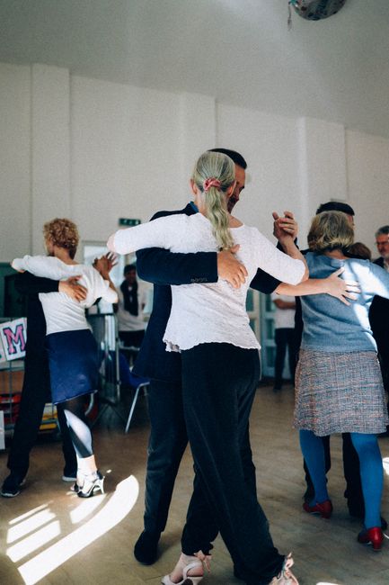 Bucureștenii se lasă purtați de ritm: West Coast Swing cucerește Capitala