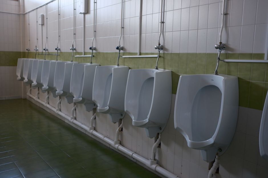 Criza apei la TVR: angajații din Dorobanți se confruntă cu lipsa utilității esențiale