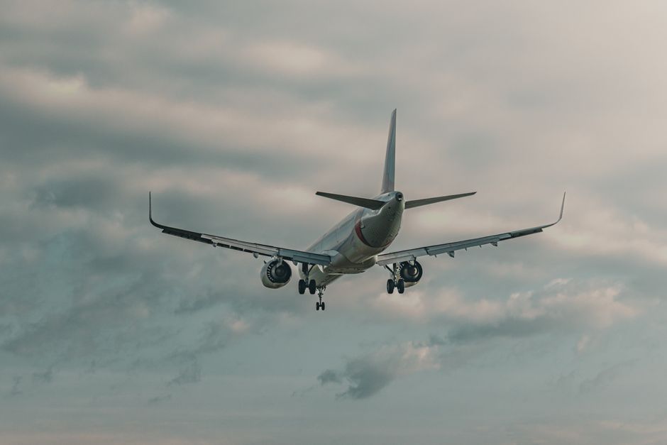 Decizia Înaltei Curți garantează continuitatea traficului aerian în România