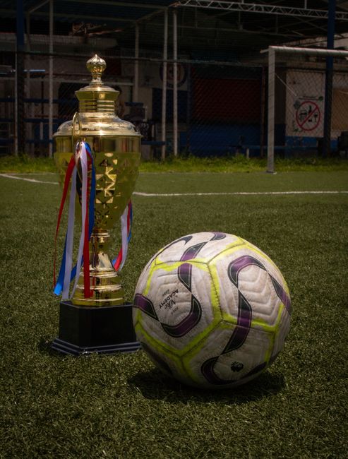 Spectacol de fotbal în prima etapă a Cupei României