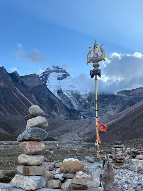 Tragedie pe muntele sacru din Nepal: sute de pelerini dispăruți după inundații devastatoare