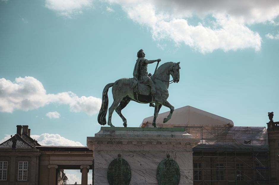 Iubirea regală a lui Harald și Sonja: o poveste de neuitat