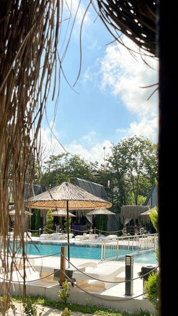 Descoperă noua piscină din Sălaj: un refugiu de relaxare în natură
