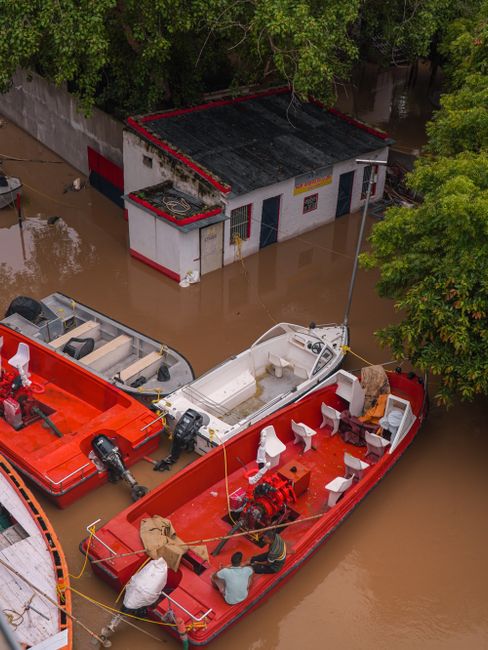 Nepal: bilanțul inundațiilor catastrofale crește dramatic