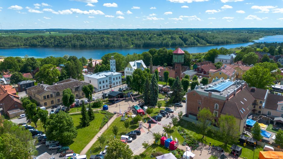 Iulius Town: Sărbătoare de 7 ani cu festivaluri și concerte impresionante
