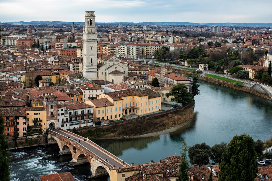 Arad reînvie parteneriatul cu Verona: O vizită simbolică și profesională