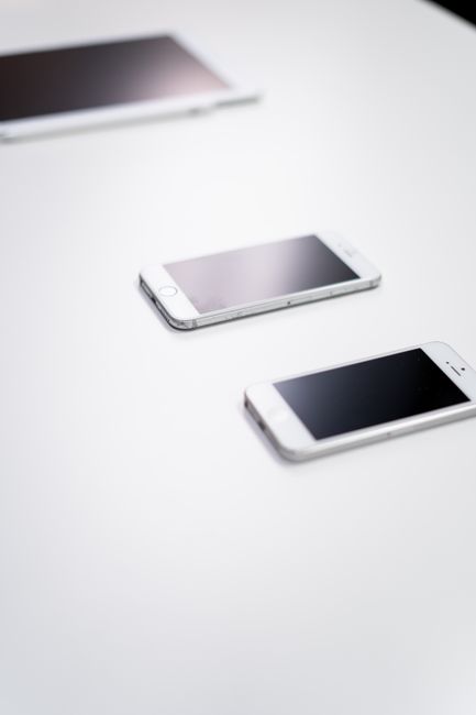 Descoperă iPhone Air: telefonul care redefinește designul smartphone-urilor