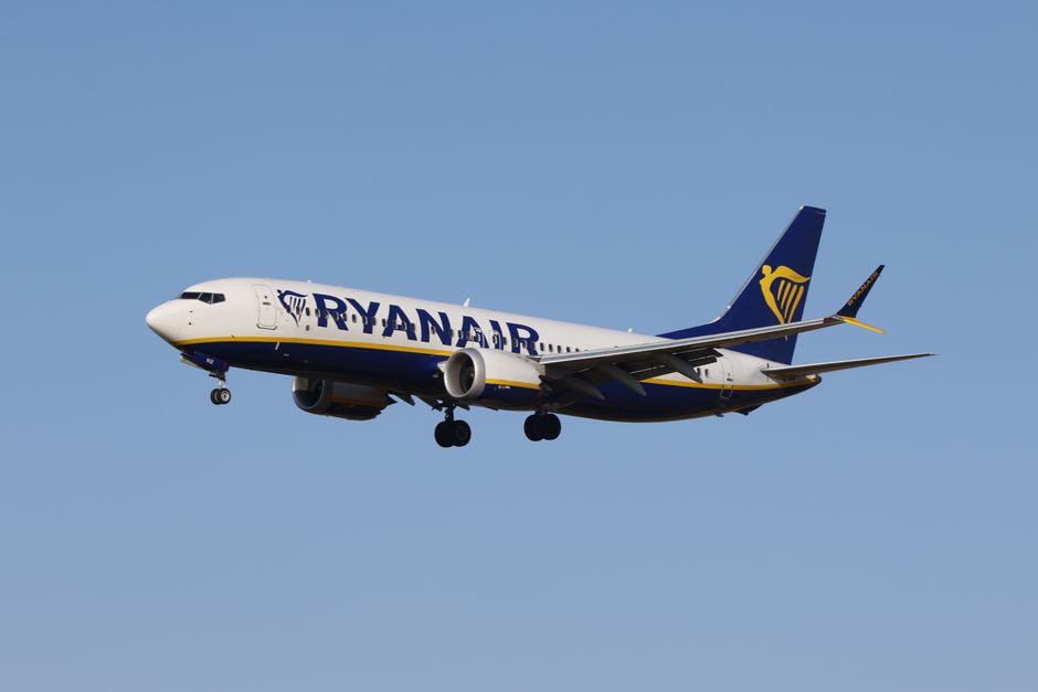 Biletele de avion ar putea deveni mai scumpe în această iarnă, conform anunțului unui CEO de companie aeriană