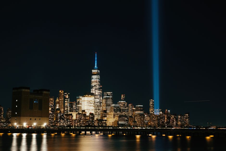 Omagiu impresionant adus victimelor atacurilor de pe 11 septembrie cu 2.977 de drone în New York