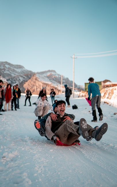 Descoperă Pasul Vâlcan: o destinație de iarnă pentru aventuri pe zăpadă