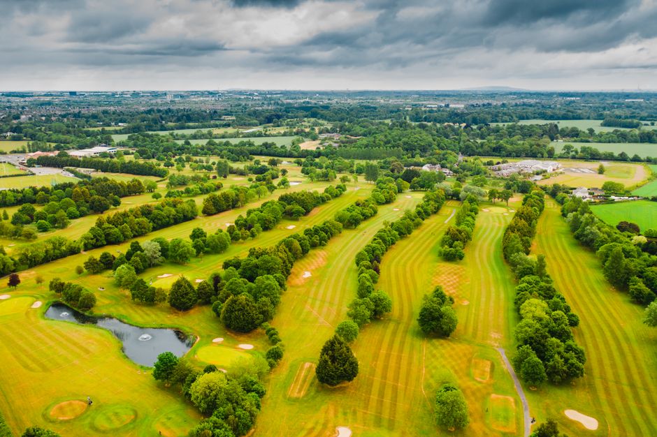 Donald Trump își continuă turneul golfist cu o vizită în Dublin