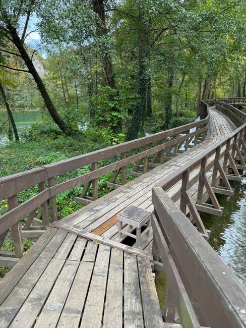 Cascada Bigăr își redobândește strălucirea cu o punte reamenajată