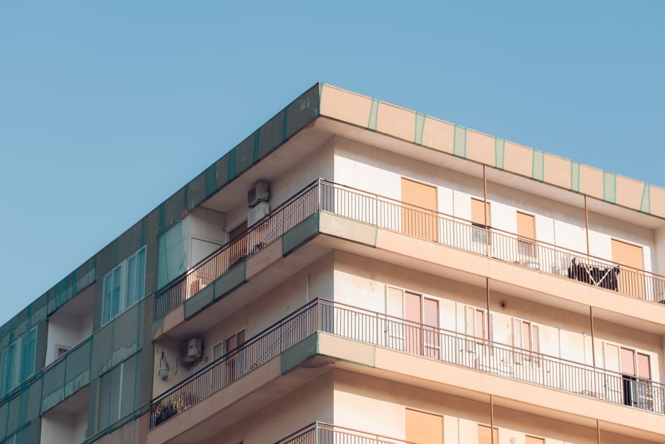 Bărbatul care a cumpărat un apartament în Sicilia cu 27.000 de euro și a decis să-l vândă după un an