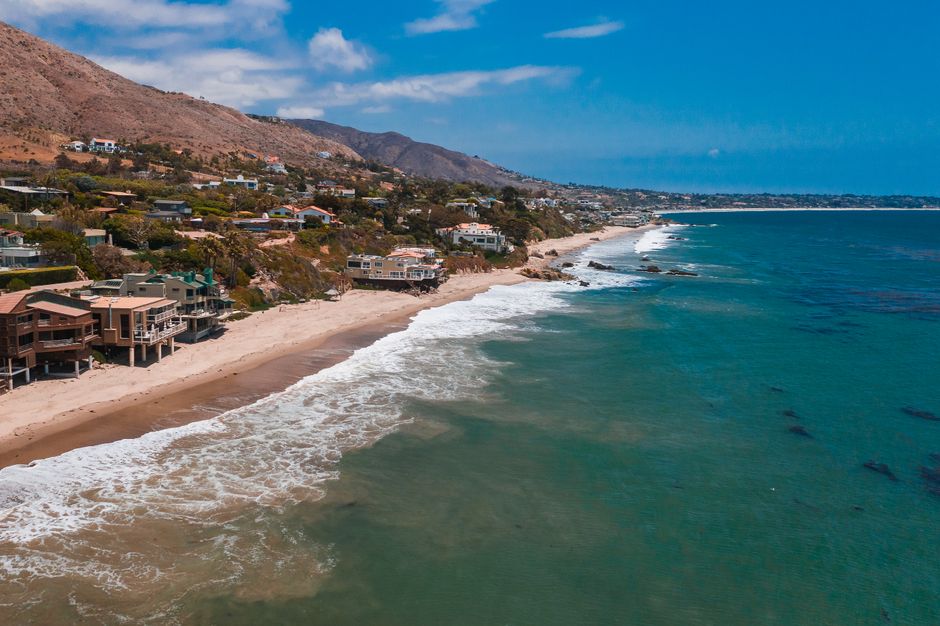 Un miliardar din Malibu va ceda un teren de 2 milioane de dolari după abuzuri ecologice