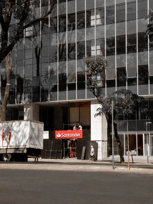 BCR aduce Banca Mobilă în Prundu Bârgăului pentru incluziune financiară