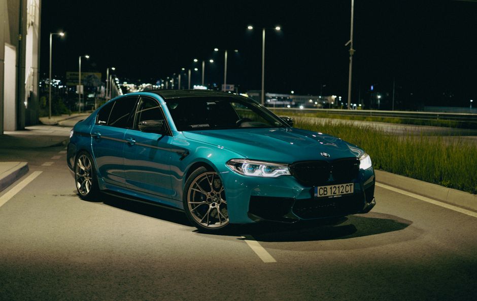 BMW M5 cu 567 CP vândut la licitație pentru un preț surprinzător