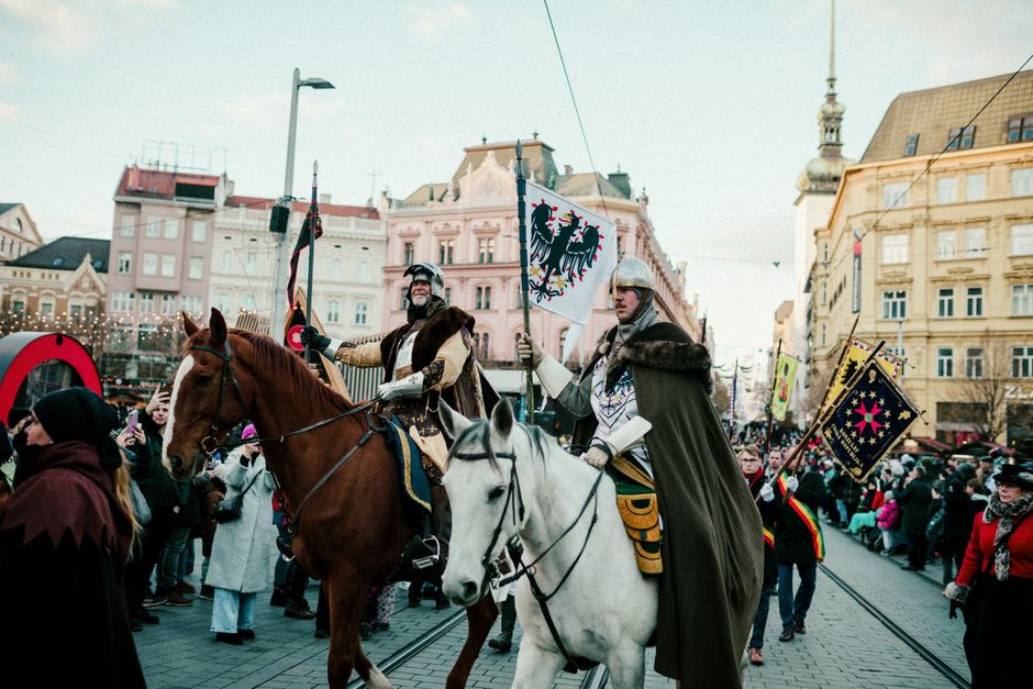 Descoperă legătura fascinantă dintre oameni și cai în Valahia Moravă