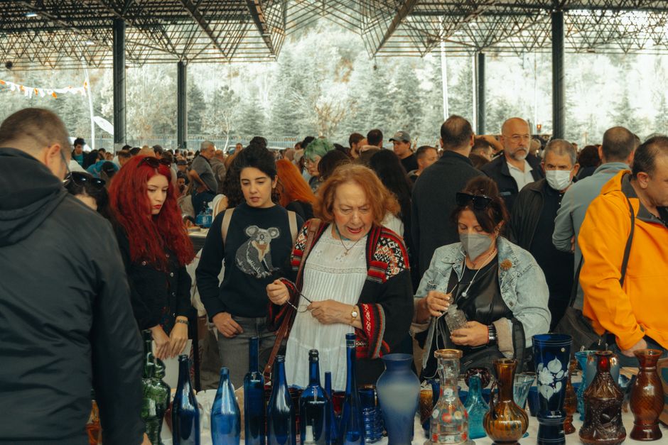 Descoperă Târgul de toamnă de la Fechetău, cea mai mare piață de vechituri din Estul Europei