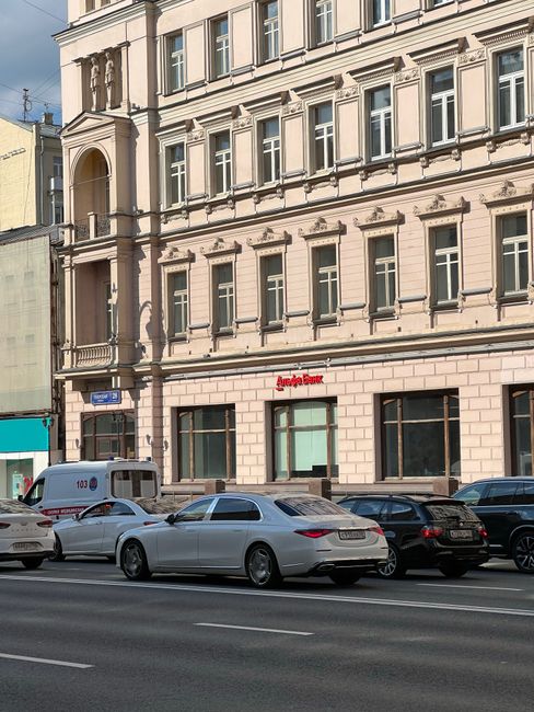 Decizia surprinzătoare a lui Putin: o companie cu un singur angajat preia activele marilor branduri din Rusia