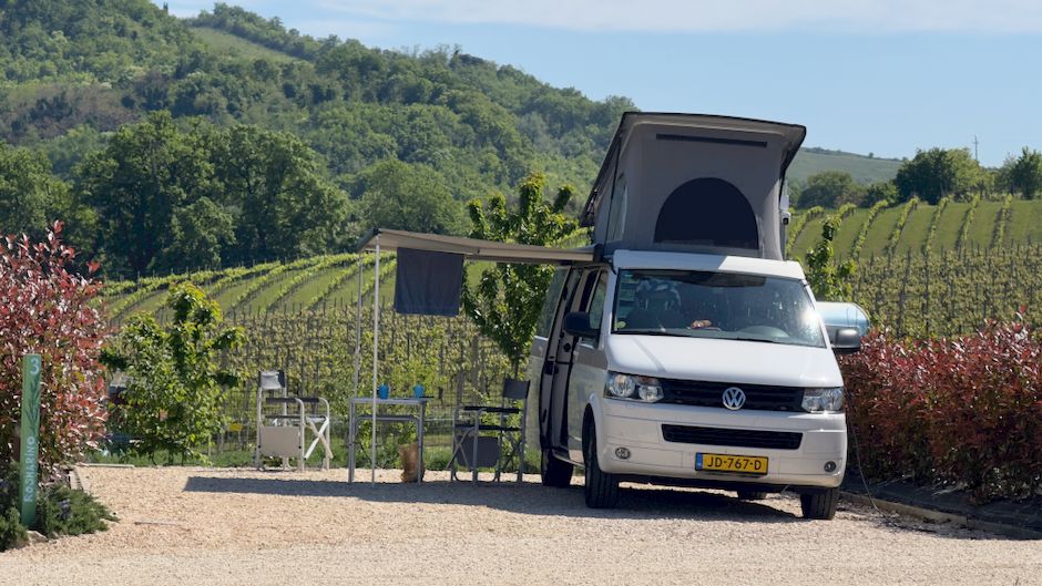 Premieră în Dealu Mare: primul parc de rulote este acum deschis!
