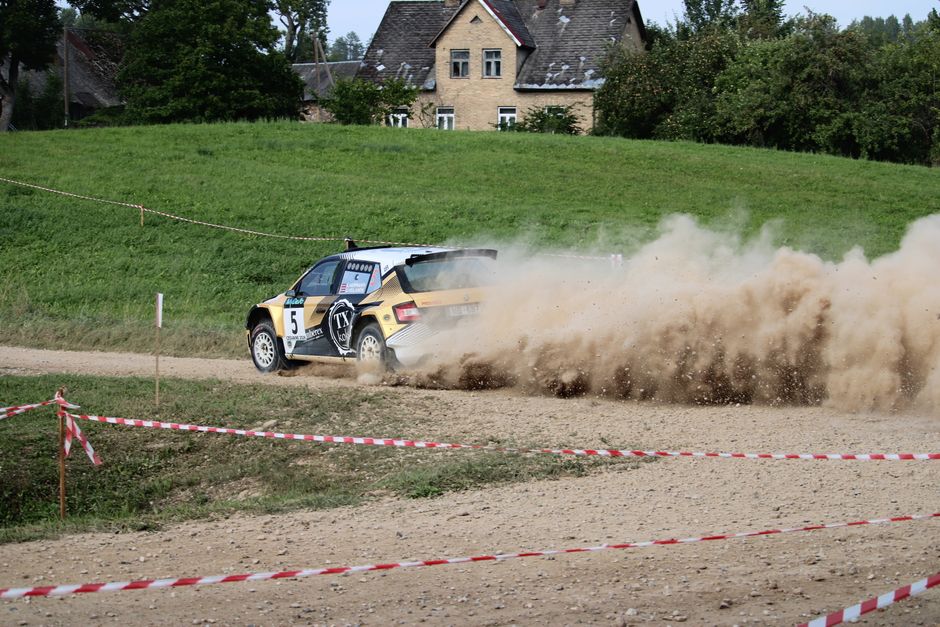 Mihăești se pregătește pentru un raliu epic: adrenalina va fi la cote maxime