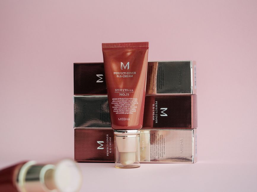 Descoperă secretul BB Cream și CC Cream: care este cel mai potrivit pentru tine?