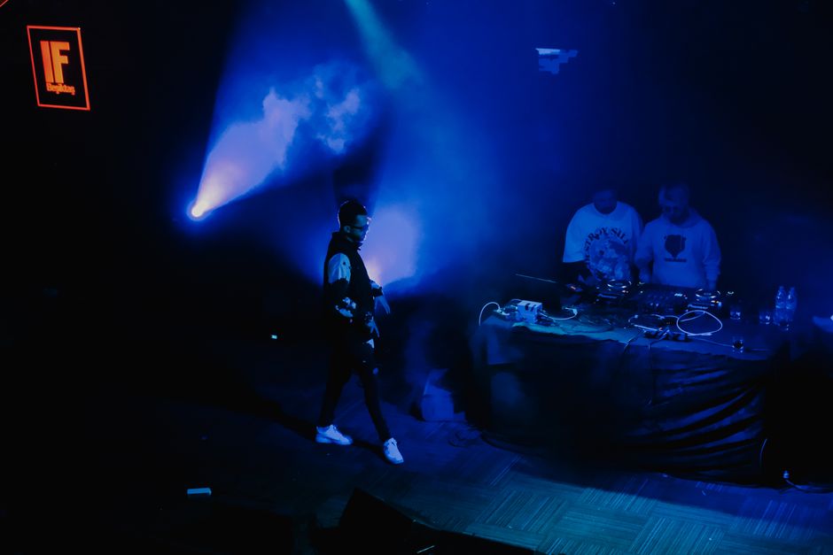 Experiență audiovizuală captivantă la Sinagoga Sion cu Nico de Transilvania