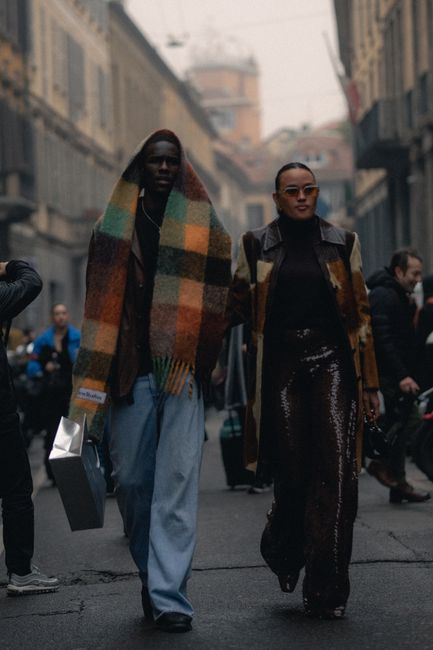 Un spectacol de modă captivant la Milano cu Gigi Hadid și Alicia Keys