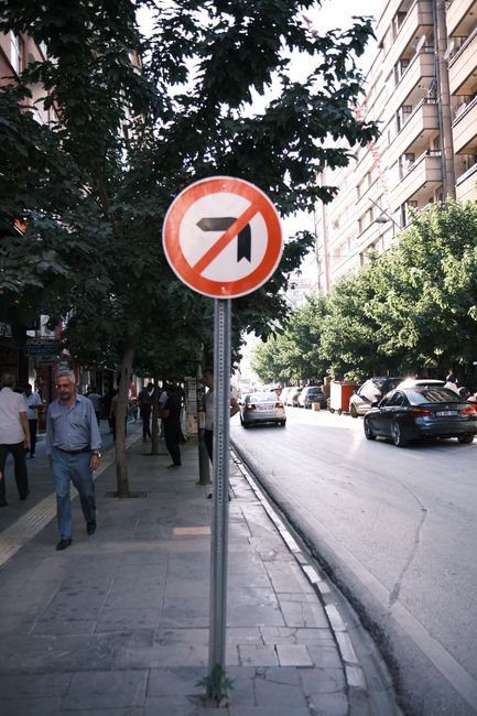 Schimbări importante în trafic: sens unic pe Șoseaua Nicolina!