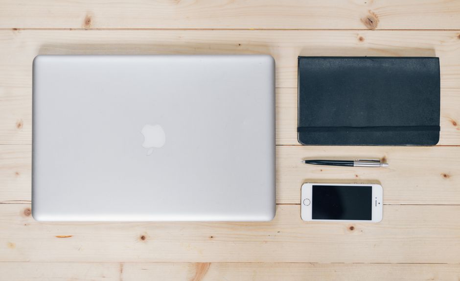 Cum alegerea unui laptop poate transforma modul în care lucrezi