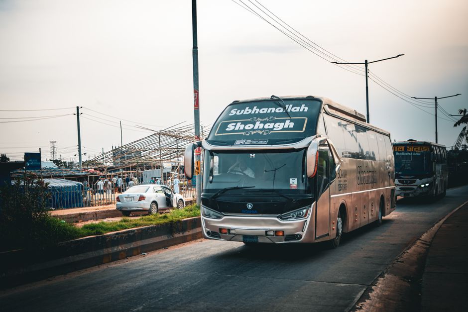 Transportatorii contestă din nou hotărârea Consiliului Județean Iași