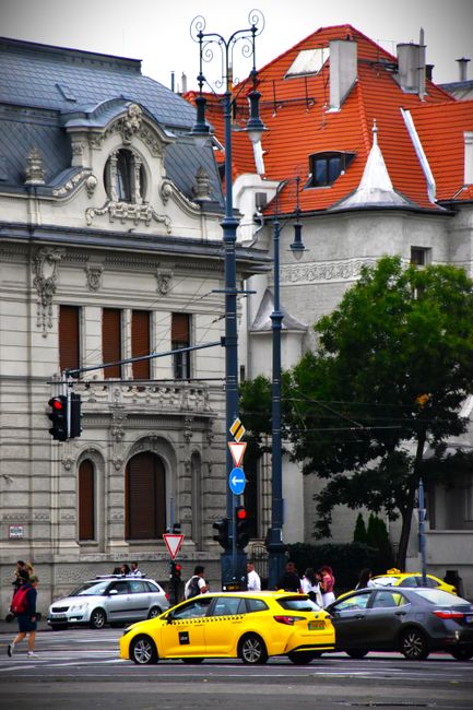 Taximetriștii din Sibiu contestă restricțiile pe benzile de autobuz