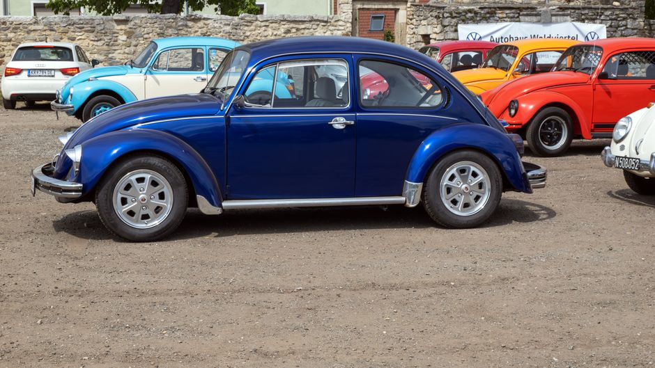 O raritate pe patru roți: Volkswagen 'Broscuță' din 1967 descoperită de specialiști