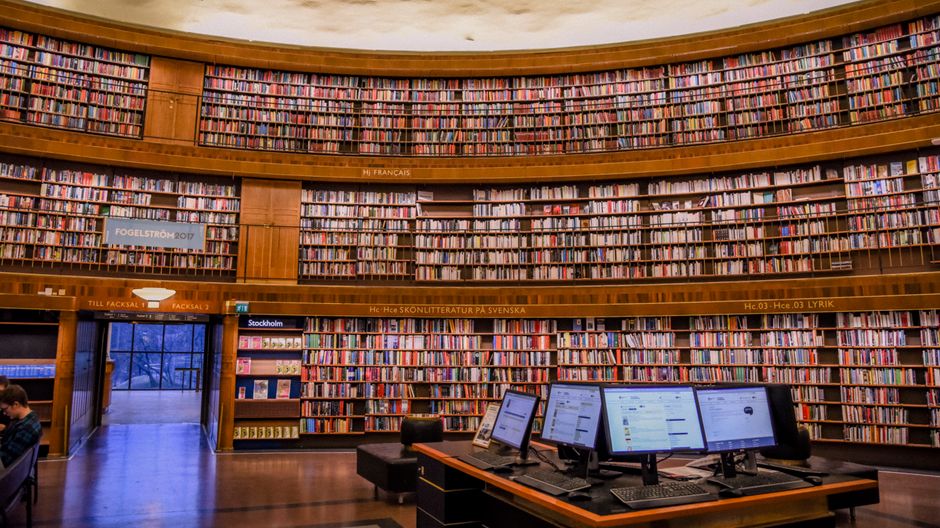 Biblioteca din Gura Șuții: Un hub pentru bibliotecarii din Dâmbovița și viitorul informației europene