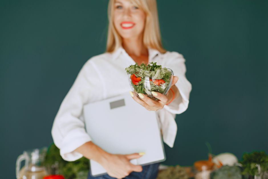 Descoperă alimentele bogate în proteine care te ajută să slăbești