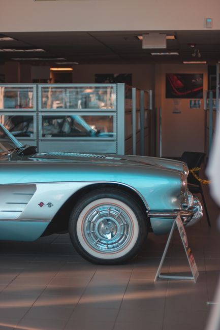 LEPAS debutează în România cu un showroom impresionant la Sibiu