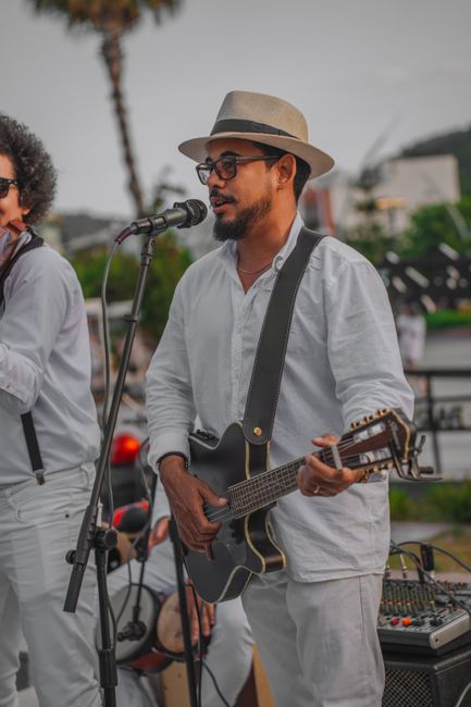 Nu rata concertul electrizant al lui Pacha Man la Bistrița!