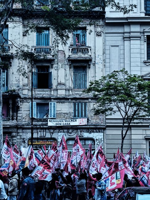 Spania: Proteste masive împotriva crizei locuințelor, în contextul alegerilor anticipate