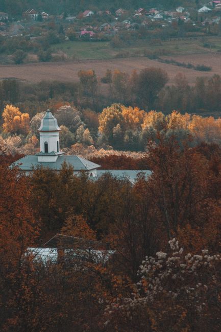Prognoza meteo: temperaturi ridicate și ploi în diverse regiuni