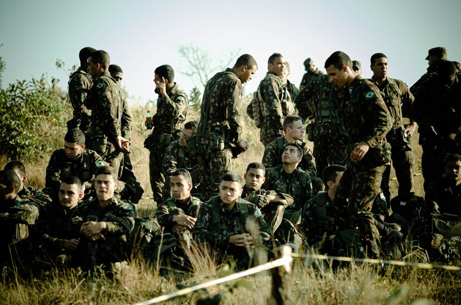 Pregătire fizică gratuită pentru cariera militară la Brigada 8 ROT