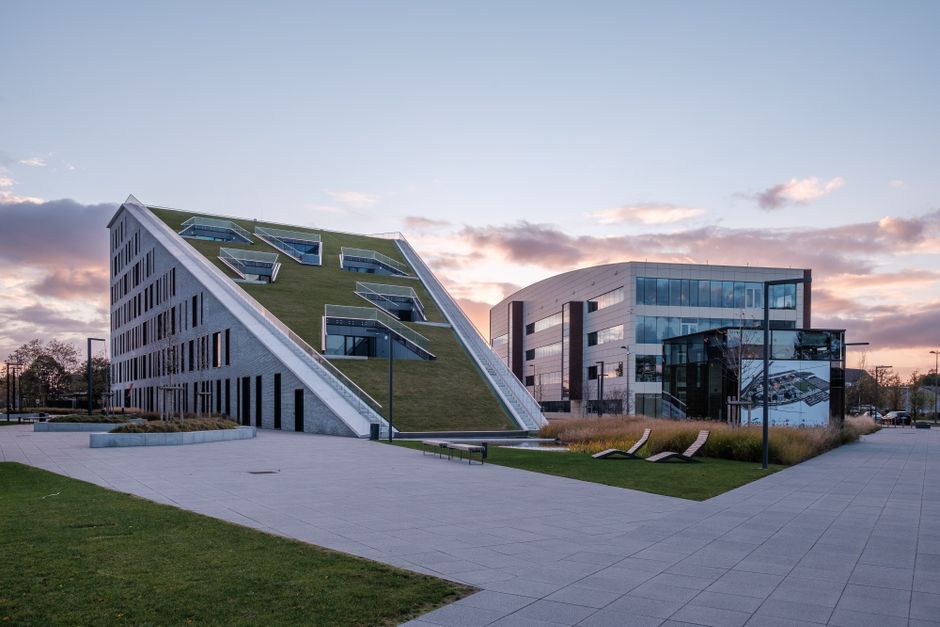 ABN AMRO Clearing Bank se mută în Palas Campus Iași pentru o expansiune strategică