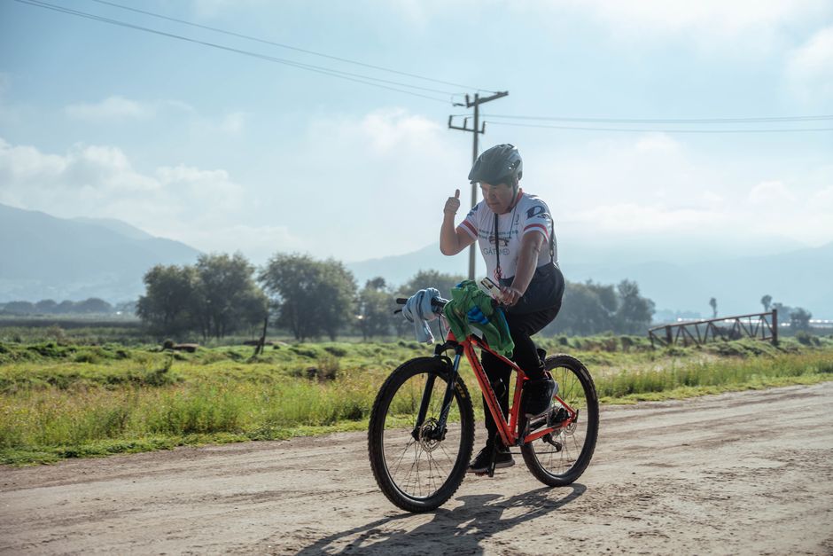 Descoperă frumusețea Țării Oltului: un tur pe bicicletă de 60 km, locuri complet ocupate