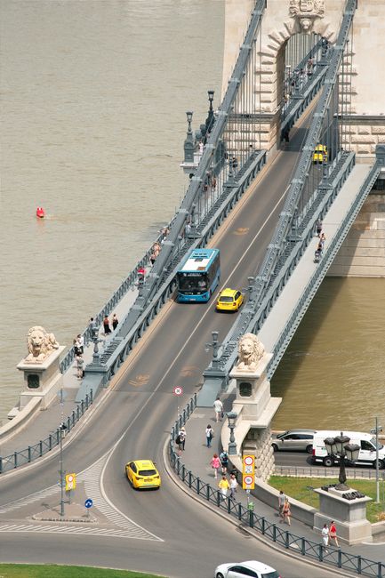 Autobuzul plutitor din România riscă să devină un proiect eșuat cu costuri uriașe