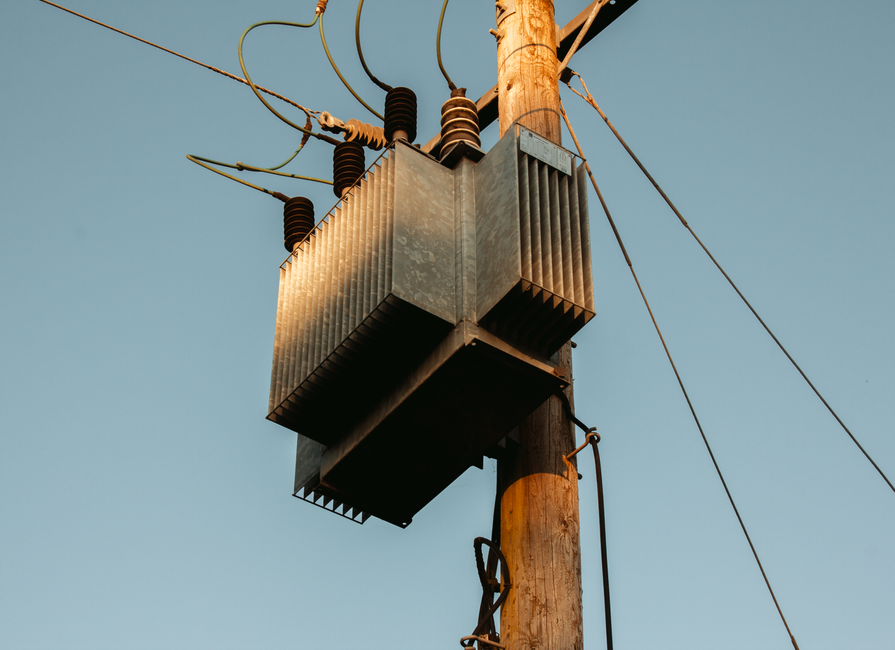 Întârzieri în alimentarea cu energie electrică în Argeș: iată ce zone sunt afectate