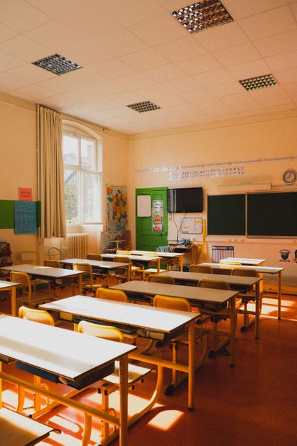 Atac armat într-o școală din Aubagne: un adolescent de 14 ani deschide focul