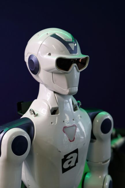 Japonia își transformă industria auto cu inteligența artificială pentru a concura cu China