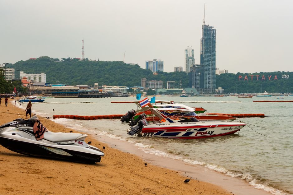 Cum a găsit un britanic traiul ideal în Thailanda și ce costuri are