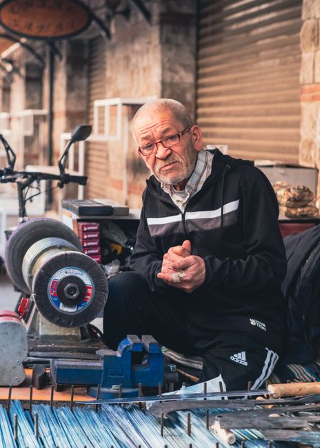 Românii care aleg să muncească după pensionare: statistici surprinzătoare