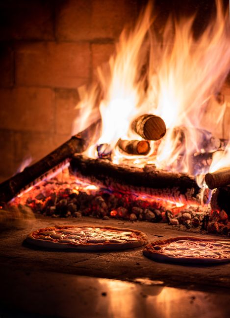 Incendiu devastator la o pizzerie din campusul studențesc din Iași